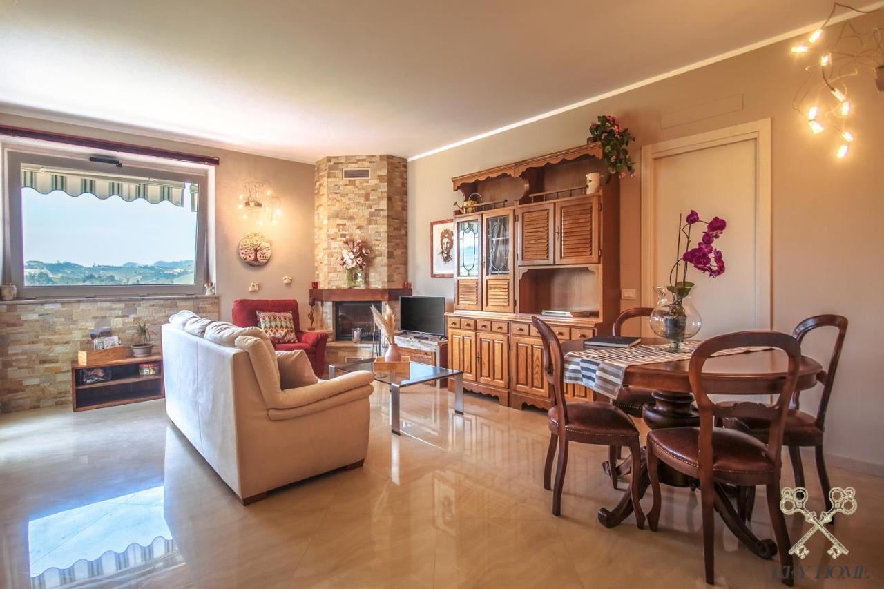 Apartamento Sunny House Diano dʼAlba Exterior foto