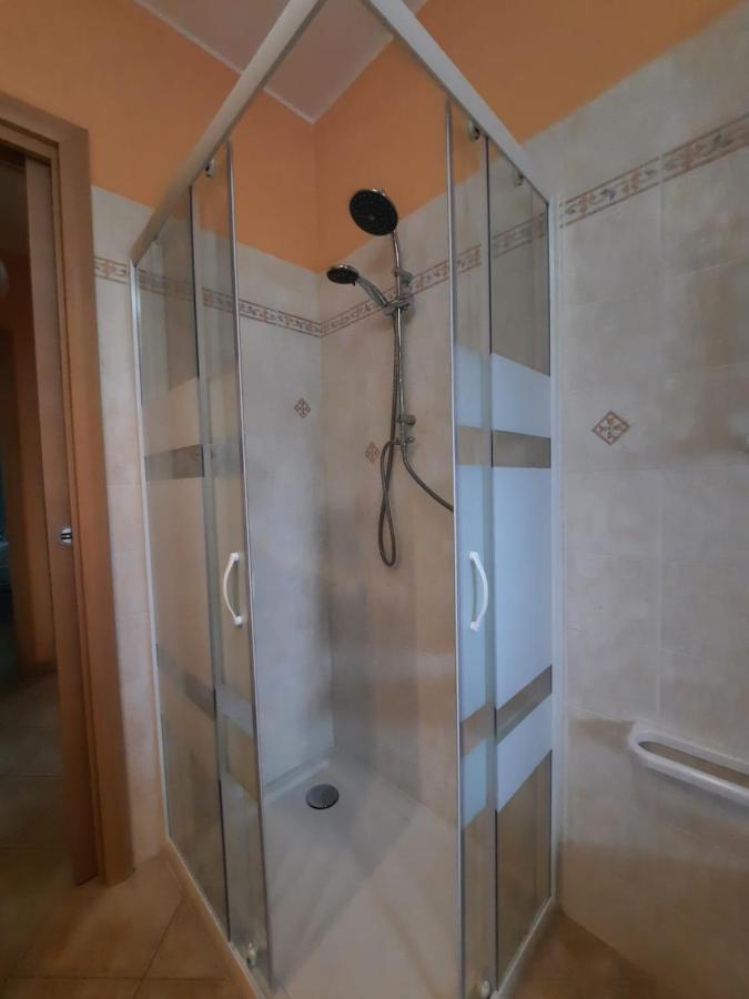 Apartamento Sunny House Diano dʼAlba Exterior foto