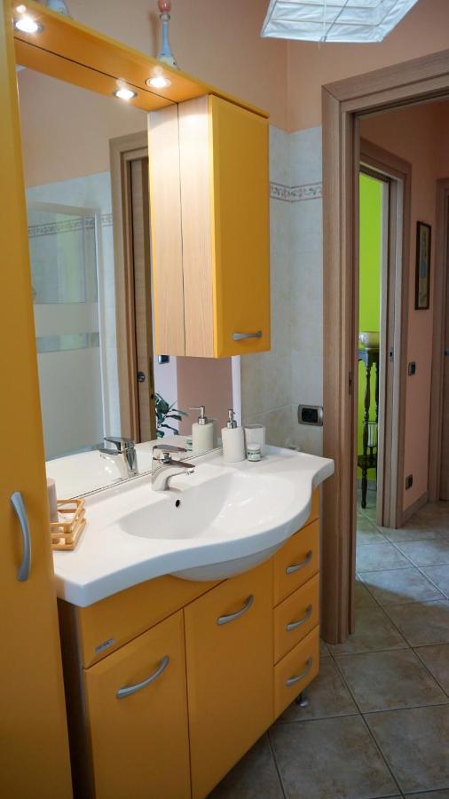 Apartamento Sunny House Diano dʼAlba Exterior foto